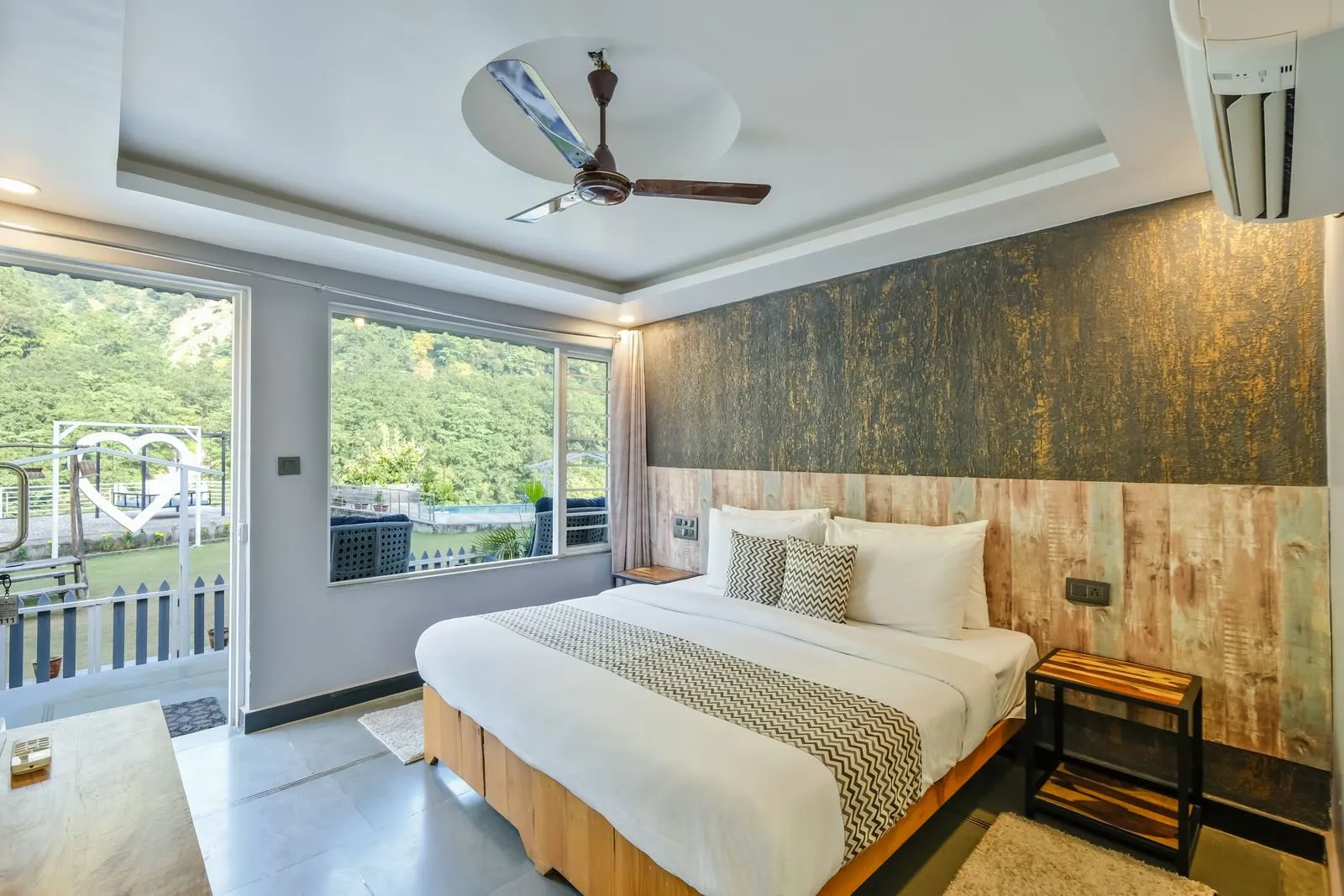 Hill View Room